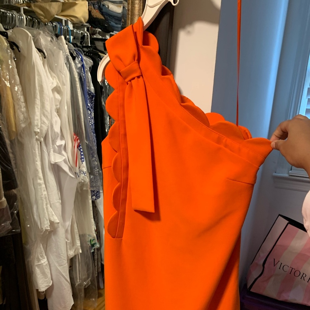 orange dress